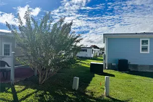 110 Gardenia Way, Leesburg, FL 34748 - Photo 6