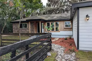 12022 SE Sunset Harbor Rd, Weirsdale, FL 32195 - Photo 2