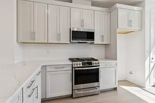 8011 Seaflower Pkwy, Bradenton, FL 34210 - Photo 14