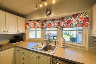 178 Hibiscus Way, Leesburg, FL 34748 - Photo 10