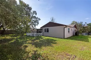 258 Dartmouth Ave, Spring Hill, FL 34606 - Photo 10