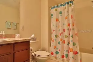 2510 Middleton Grove Dr, Brandon, FL 33511 - Photo 12