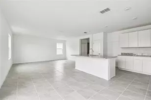 9118 Optimist Wy, Palmetto, FL 34221 - Photo 10