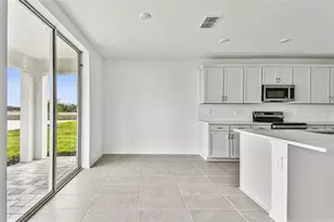 9110 Optimist Wy, Palmetto, FL 34221 - Photo 12