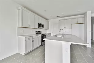 9110 Optimist Wy, Palmetto, FL 34221 - Photo 8