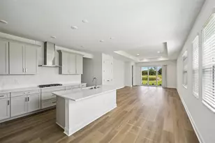 9669 Crystal Isles Cir, Sarasota, FL 34241 - Photo 8