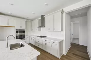 9669 Crystal Isles Cir, Sarasota, FL 34241 - Photo 12