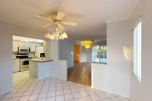 2275 Pine View Cir, Sarasota, FL 34231 - Photo 2