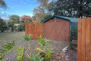 9815 SE 309th Ct, Altoona, FL 32702 - Photo 4