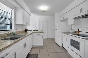 2416 Morgan Point Blvd, Kissimmee, FL 34743 - Photo 10