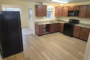 4725 Blossom Dr, Holiday, FL 34690 - Photo 2