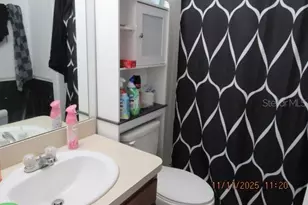 1944 Greenwood Valley Dr, Plant City, FL 33563 - Photo 12