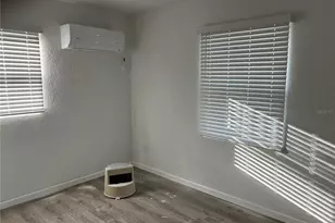 21828 Virginia Dr, Astor, FL 32102 - Photo 4