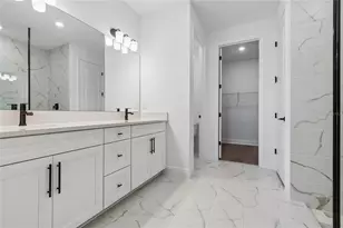 8111 Seaflower Pkwy, Bradenton, FL 34210 - Photo 18