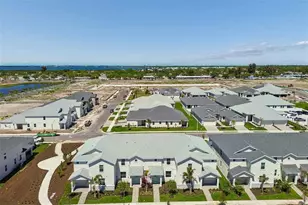 8119 Seaflower Pkwy, Bradenton, FL 34210 - Photo 2