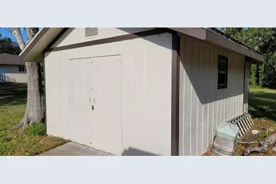 3664 Walden Pond Drive, Sarasota, FL 34240 - Photo 6