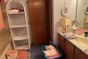 3664 Walden Pond Dr, Sarasota, FL 34240 - Photo 24