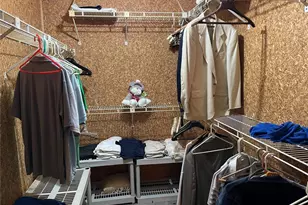 3664 Walden Pond Dr, Sarasota, FL 34240 - Photo 18