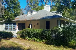 251 N Blue Lake Ave, Deland, FL 32724 - Photo 2