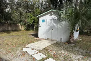 24007 River Rd, Astor, FL 32102 - Photo 32