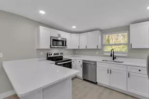 2211 Azalea Ct, Lakeland, FL 33815 - Photo 12