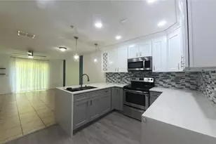 215 Glowing Peace Ln, Orlando, FL 32824 - Photo 8