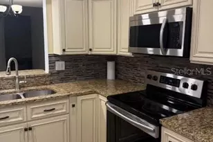 25307 Northlake Dr, Sanford, FL 32773 - Photo 12