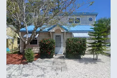 2728 58th Street S, Gulfport, FL 33707 - Photo 1