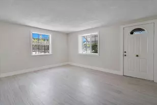 2728 58th St S, Gulfport, FL 33707 - Photo 14