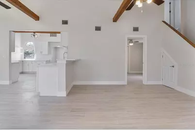 2728 58th Street S, Gulfport, FL 33707 - Photo 8