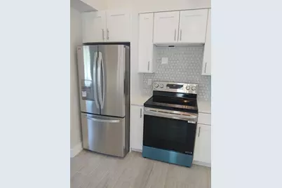 2728 58th Street S, Gulfport, FL 33707 - Photo 4