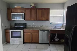 942 Abeto St NE, Palm Bay, FL 32905 - Photo 2