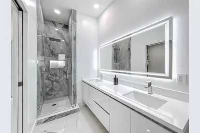 2356 SW 11th Street, Miami, FL 33135 - Photo 32