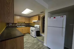 55646 Carl St, Astor, FL 32102 - Photo 10