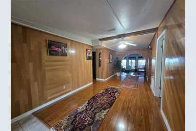 55646 Carl Street, Astor, FL 32102 - Photo 4