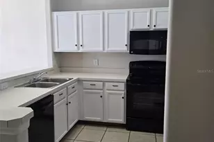 1883 Island Walk Dr, Orlando, FL 32824 - Photo 4