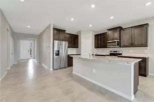 5210 Grove Mill Loop, Lakewood Ranch, FL 34211 - Photo 8