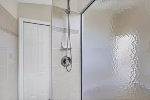 177 Valencia Lakes Dr, Venice, FL 34292 - Photo 24