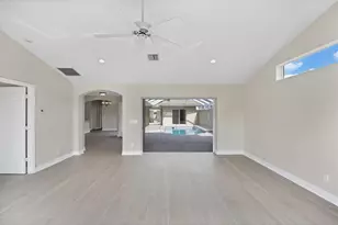 177 Valencia Lakes Dr, Venice, FL 34292 - Photo 10