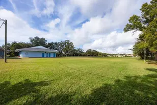 177 Valencia Lakes Dr, Venice, FL 34292 - Photo 38