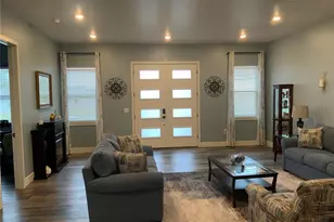 837 Oaks Shores Rd, Leesburg, FL 34748 - Photo 4