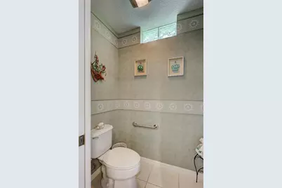 5484 Oak Crest Boulevard, Sarasota, FL 34233 - Photo 26