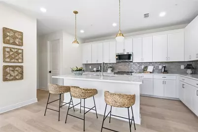 17811 Broadleaf Loop, Venice, FL 34293 - Photo 6