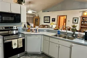 55730 Holiday Cir, Astor, FL 32102 - Photo 16