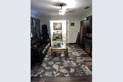 1038 Emerald Drive, Brandon, FL 33511 - Photo 18