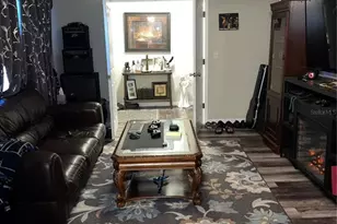 1038 Emerald Dr, Brandon, FL 33511 - Photo 18