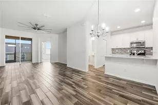 17436 Chateau Pine Way, Clermont, FL 34711 - Photo 4