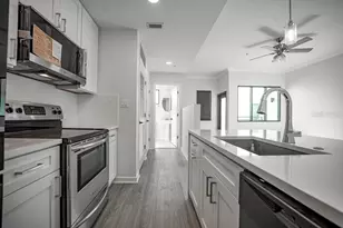 460 E Jackson St, Orlando, FL 32801 - Photo 4
