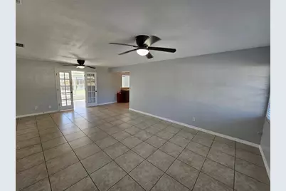 3000 Browning Street, Sarasota, FL 34237 - Photo 4