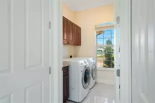 1900 Colleen St, Sarasota, FL 34231 - Photo 40
